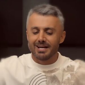 دانلود آهنگ ابی عالی ته هیکل قربون هسته دو متری